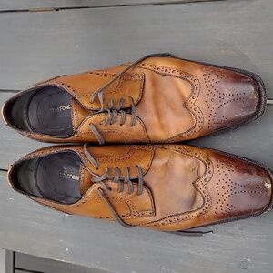 Tom Ford 9 1/2 wing tip loafers